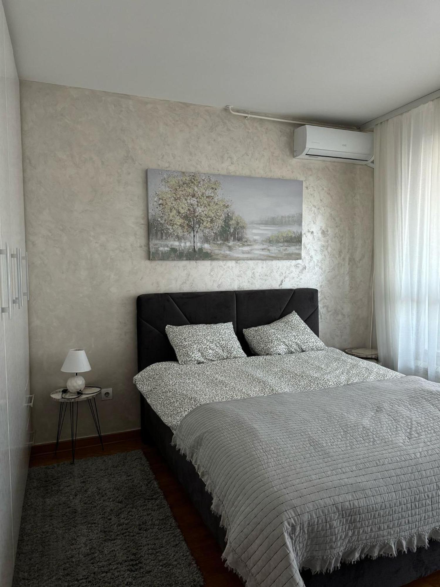 Manhattan Belvil Apartment Belgrade